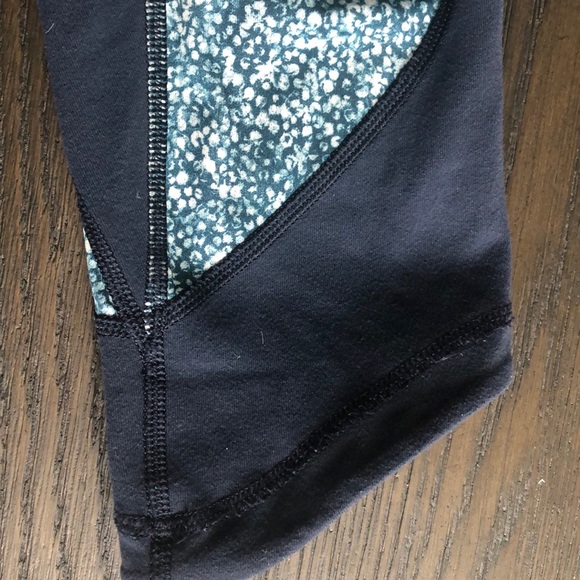 Lululemon leggings 21” - Picture 5 of 6